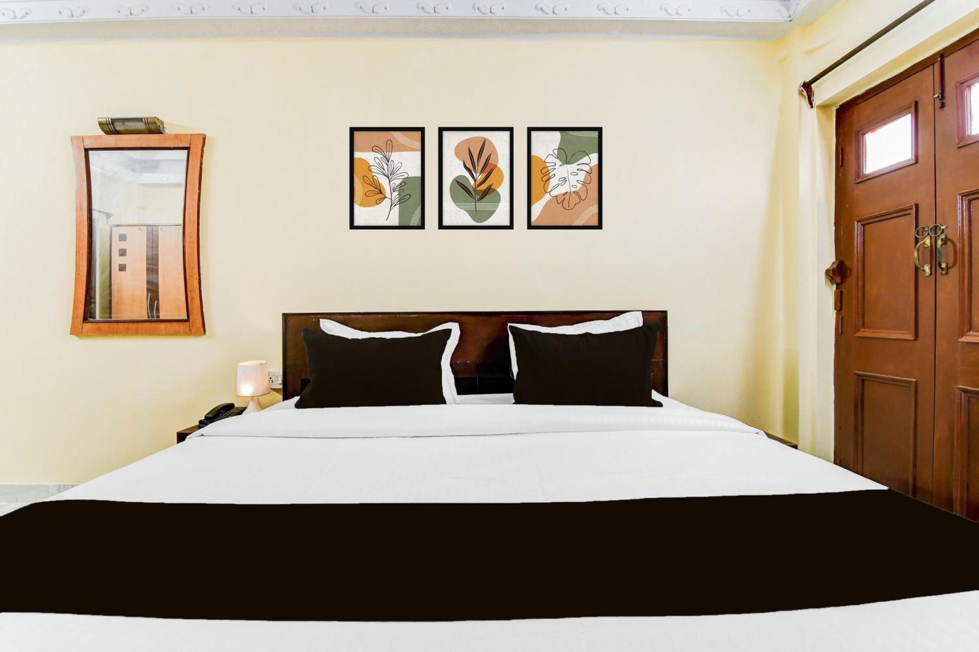Super O Lenin Sarani Hotel *